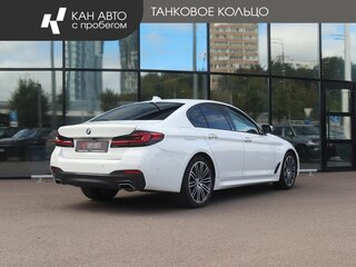 2018 BMW 5 серии 530d xDrive VII (G30/G31/G38), белый, 4074840 рублей, вид 3