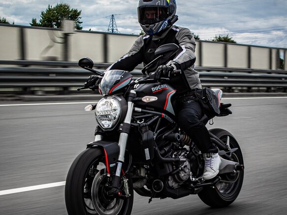 2020 Ducati Monster 821, чёрный, 900000 рублей