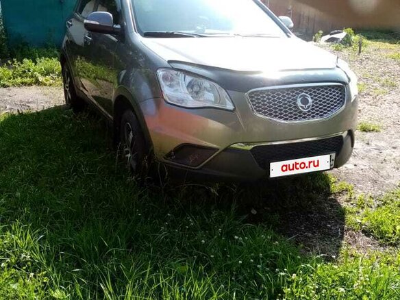 2013 SsangYong Actyon II, серый, 1100000 рублей - вид 2