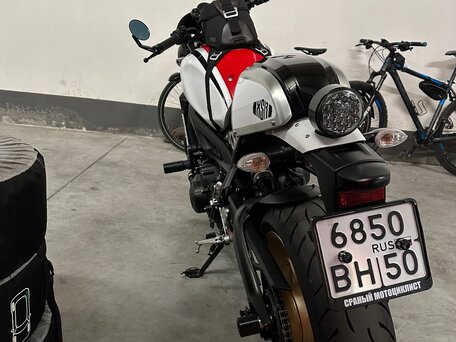 2020 Yamaha XSR900, белый, 900000 рублей, вид 4