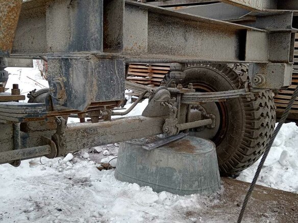 2010 ЧелябТехСтром 8469, чёрный, 150000 рублей - вид 3