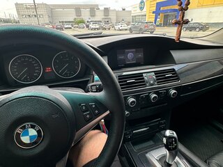 2009 BMW 5 серии 530xi V (E60/E61) Рестайлинг, чёрный, 1025000 рублей, вид 5