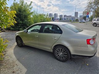 2007 Volkswagen Jetta V, серый, 450000 рублей, вид 4