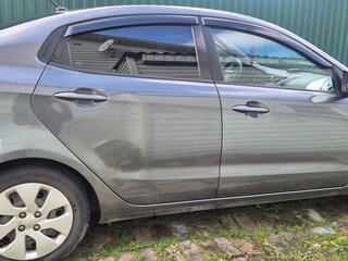 2013 Kia Rio 5-speed III, серый, 1000000 рублей, вид 2