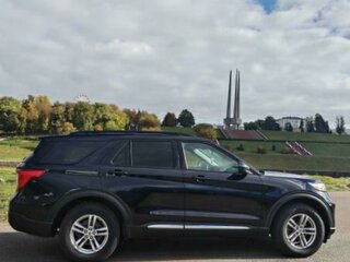 2022 Ford Explorer VI, чёрный, 2650000 рублей, вид 1