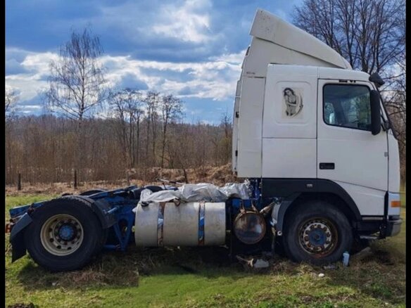 1999 Volvo FH, белый, 500000 рублей - вид 5