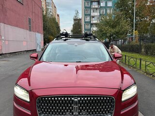 2021 Lincoln Nautilus I, красный, 3400000 рублей, вид 4