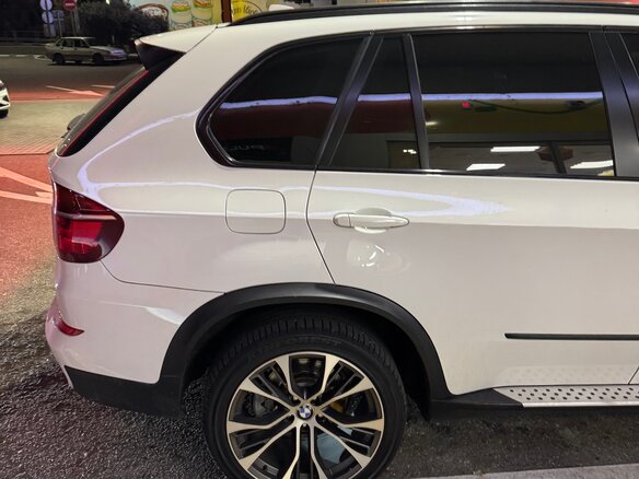 2012 BMW X5 35i II (E70) Рестайлинг, белый, 2500000 рублей - вид 7