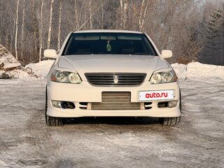 2001 Toyota Mark II IX (X110), белый, 1900000 рублей, вид 3
