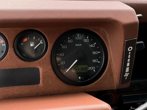 2006 Land Rover Defender 110 I, чёрный, 5000000 рублей - вид 9