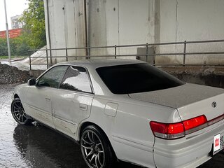 1998 Toyota Mark II VIII (X100), белый, 375000 рублей, вид 4