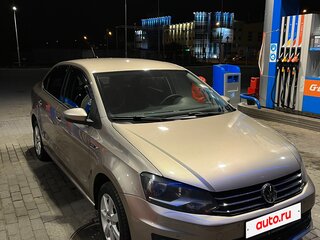 2017 Volkswagen Polo V Рестайлинг, бежевый, 1090000 рублей, вид 3
