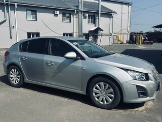 2012 Chevrolet Cruze I Рестайлинг, серебристый, 750000 рублей, вид 1