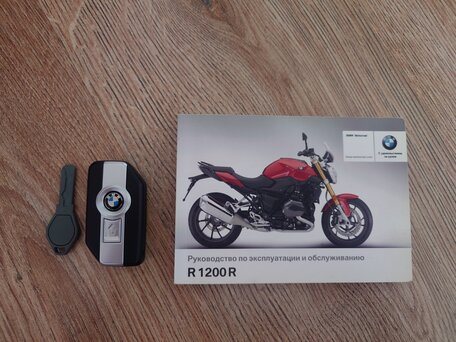 2017 BMW R 1200 R, красный, 1050000 рублей, вид 3