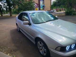 2003 BMW 5 серии 525i IV (E39) Рестайлинг, серый, 850000 рублей, вид 4