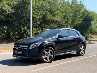 2019 Mercedes-Benz GLA 250 I (X156) Рестайлинг, чёрный, 2470000 рублей, вид 3