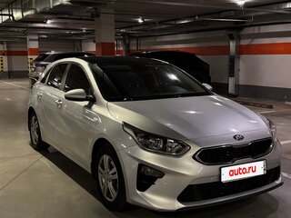 2018 Kia Ceed III, серебристый, 1600000 рублей, вид 2