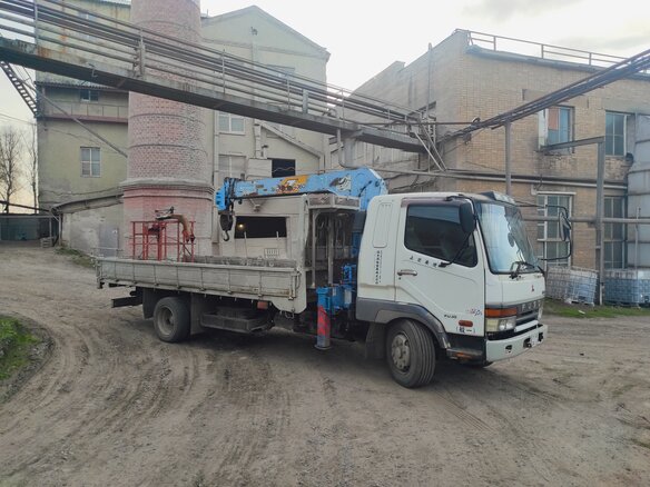1997 Fuso (Mitsubishi) Fighter, белый, 3400000 рублей - вид 7