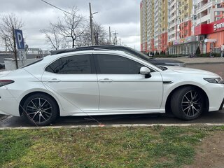 2022 Toyota Camry US Market VIII (XV70) Рестайлинг, белый, 3600000 рублей, вид 4