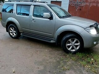 2012 Nissan Pathfinder III Рестайлинг, серебристый, 1400000 рублей, вид 2