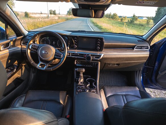 2020 Kia K5 III, синий, 2250000 рублей - вид 8