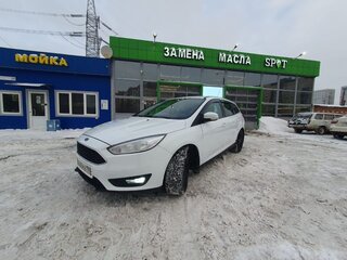 2017 Ford Focus III Рестайлинг, белый, 850000 рублей, вид 1