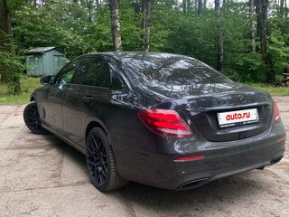 2019 Mercedes-Benz E-Класс 200 V (W213, S213, C238), чёрный, 3000000 рублей, вид 3