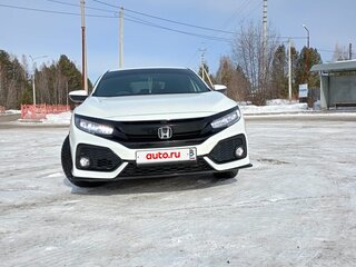 2017 Honda Civic X, белый, 1720000 рублей, вид 2
