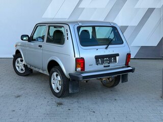 2018 Lada (ВАЗ) 2121 (4x4) I Рестайлинг, серебристый, 680000 рублей, вид 4
