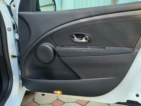 2013 Renault Fluence I Рестайлинг, белый, 1200000 рублей - вид 15