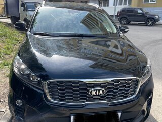 2020 Kia Sorento 6-speed III Prime Рестайлинг, чёрный, 3050000 рублей, вид 1