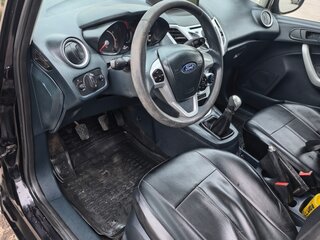 2011 Ford Fiesta Mk6, чёрный, 650000 рублей, вид 4