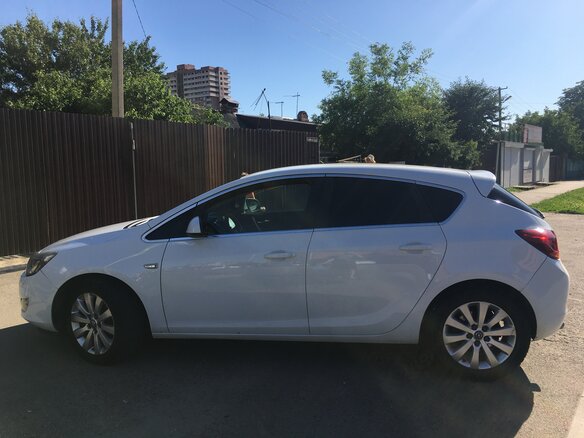 2011 Opel Astra J, белый, 999999 рублей - вид 17