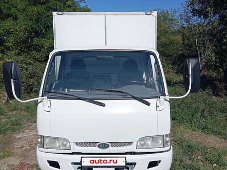 2004 Kia K-Series, белый, 800000 рублей, вид 2