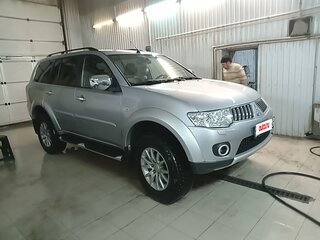 2012 Mitsubishi Pajero Sport II, серебристый, 2300000 рублей, вид 3