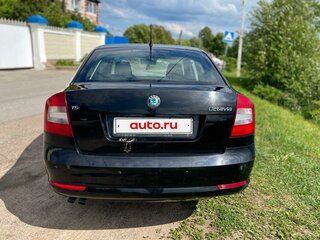 2013 Skoda Octavia II (A5) Рестайлинг, чёрный, 700000 рублей, вид 2