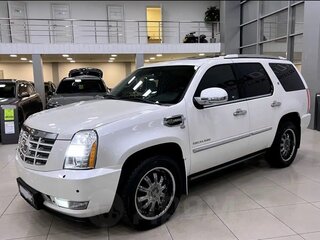 2011 Cadillac Escalade III, белый, 2500000 рублей, вид 3
