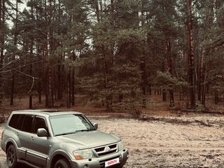 2003 Mitsubishi Pajero III Рестайлинг, бежевый, 850000 рублей, вид 1