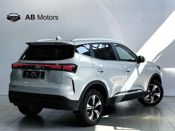 2025 Chery Tiggo 4 I Рестайлинг 2, серый - вид 3
