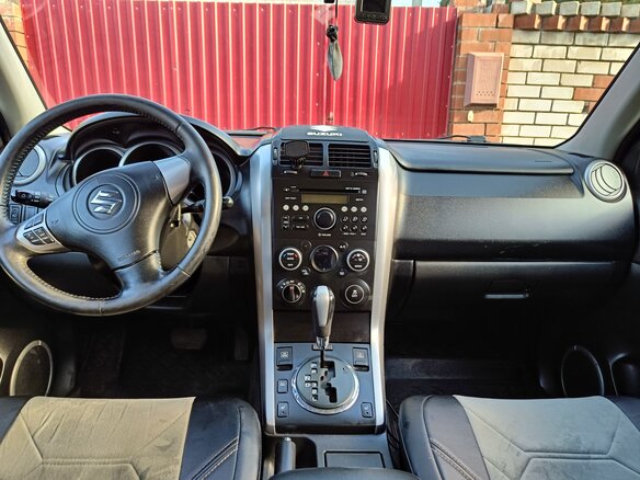2014 Suzuki Grand Vitara II Рестайлинг 2, серебристый, 1350000 рублей - вид 7