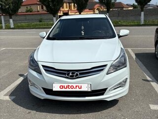 2016 Hyundai Solaris I Рестайлинг, белый, 920000 рублей, вид 1