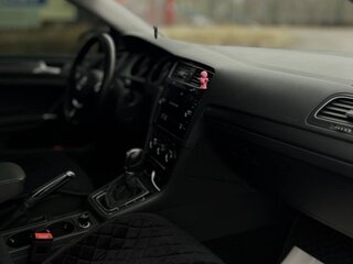 2019 Volkswagen Golf VII Рестайлинг, чёрный, 1850000 рублей, вид 5