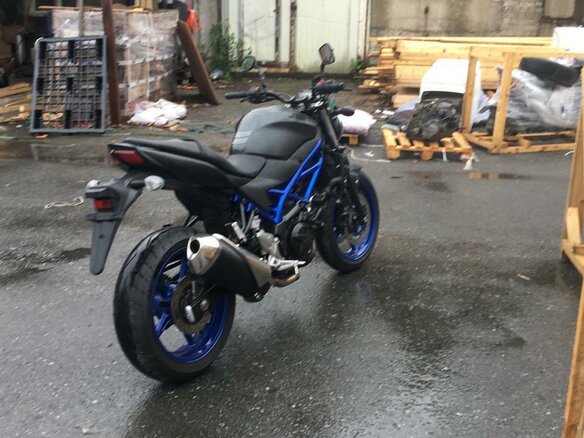 2022 Suzuki SV 650, синий, 560000 рублей - вид 2