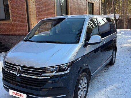 2021 Volkswagen Multivan T6 Рестайлинг, синий, 6980000 рублей, вид 1
