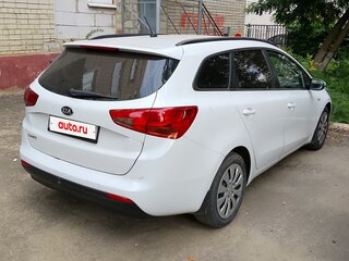 2015 Kia Ceed II Рестайлинг, белый, 855000 рублей, вид 4