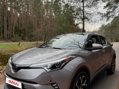 2017 Toyota C-HR I, серебристый, 1561924 рублей, вид 2