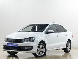 2015 Volkswagen Polo V Рестайлинг, белый, 799000 рублей, вид 3