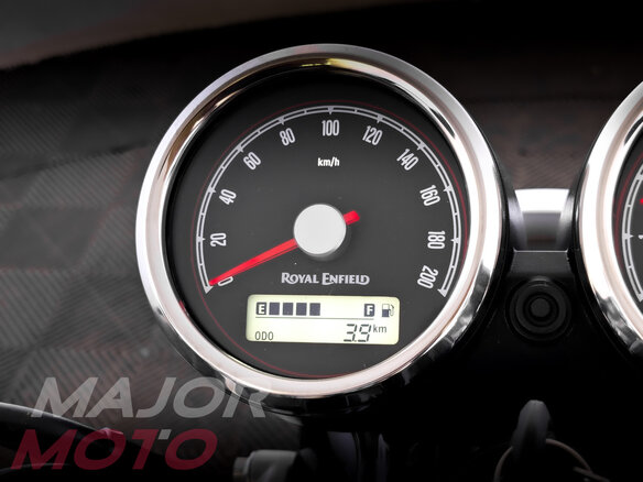 2025 Royal Enfield Continental GT, чёрный, 741000 рублей - вид 11