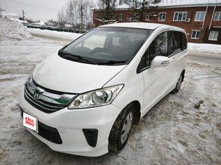 2016 Honda Freed I Рестайлинг 2, белый, 1360000 рублей, вид 1