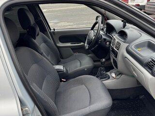2004 Renault Symbol I Рестайлинг, серый, 320000 рублей, вид 4